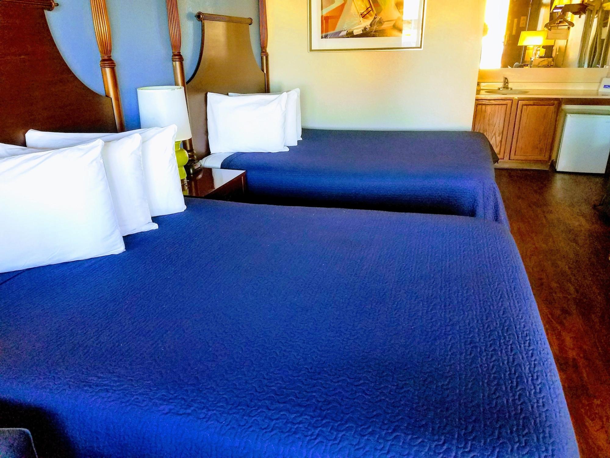 Rodeway Inn Near Ft Huachuca Сиера Виста Екстериор снимка