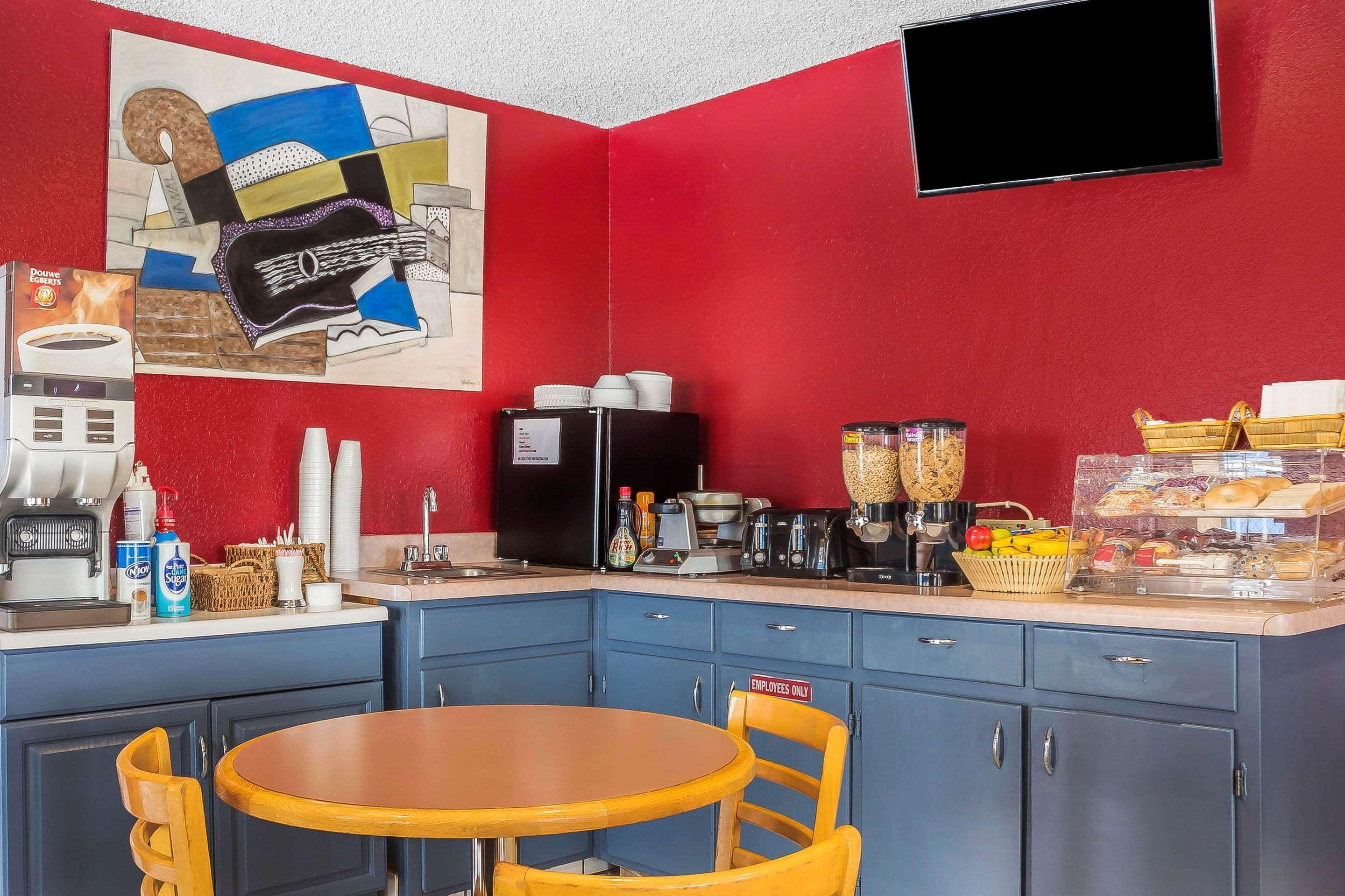 Rodeway Inn Near Ft Huachuca Сиера Виста Екстериор снимка