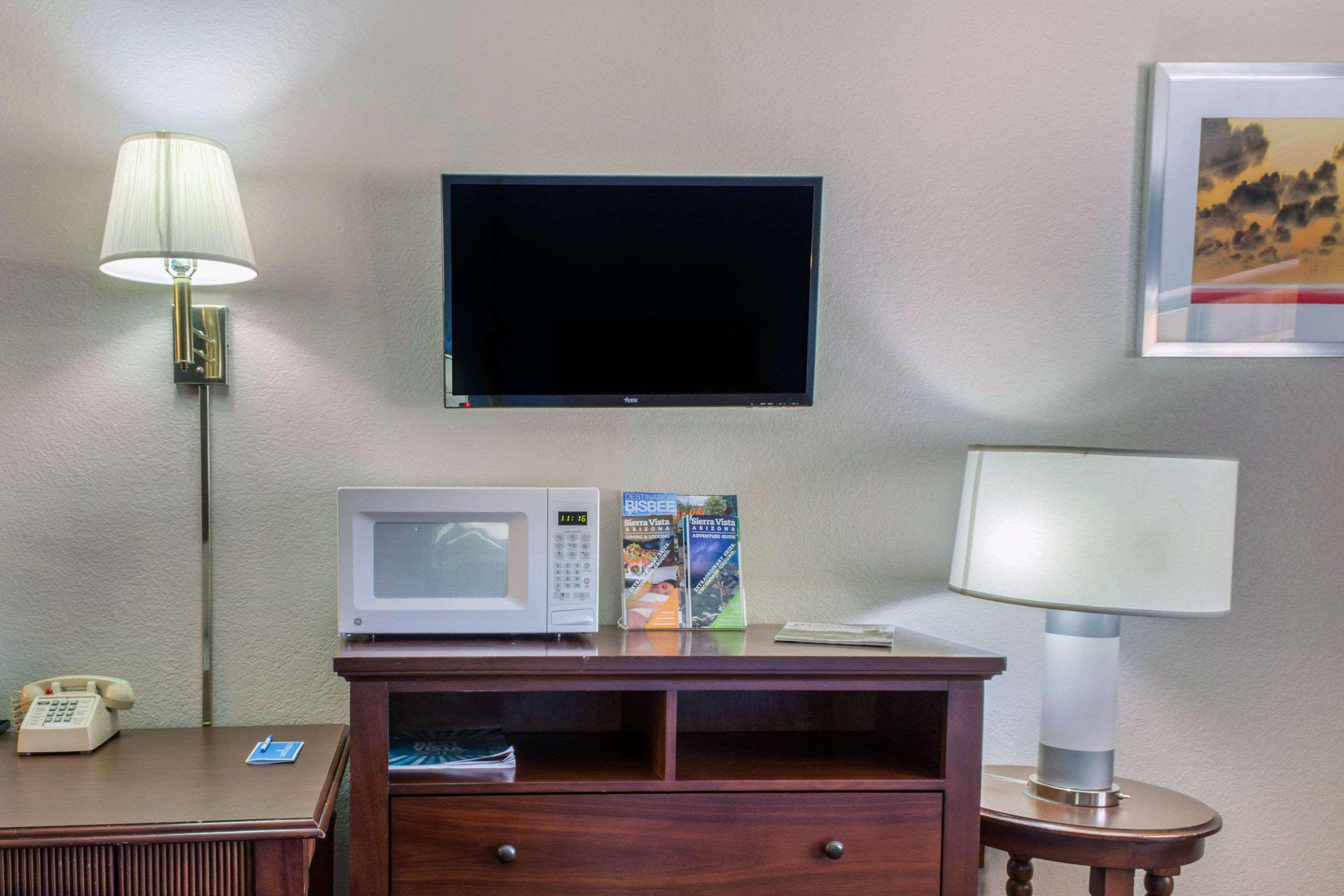 Rodeway Inn Near Ft Huachuca Сиера Виста Екстериор снимка