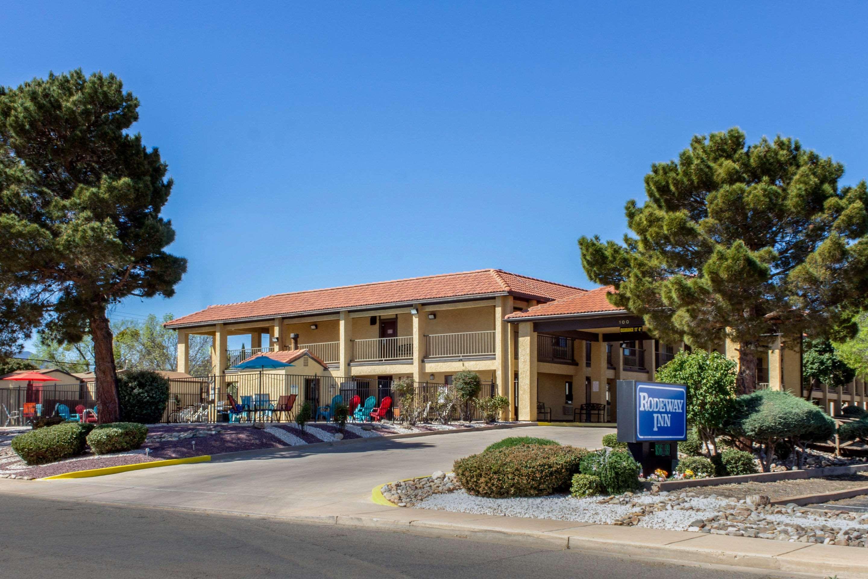Rodeway Inn Near Ft Huachuca Сиера Виста Екстериор снимка